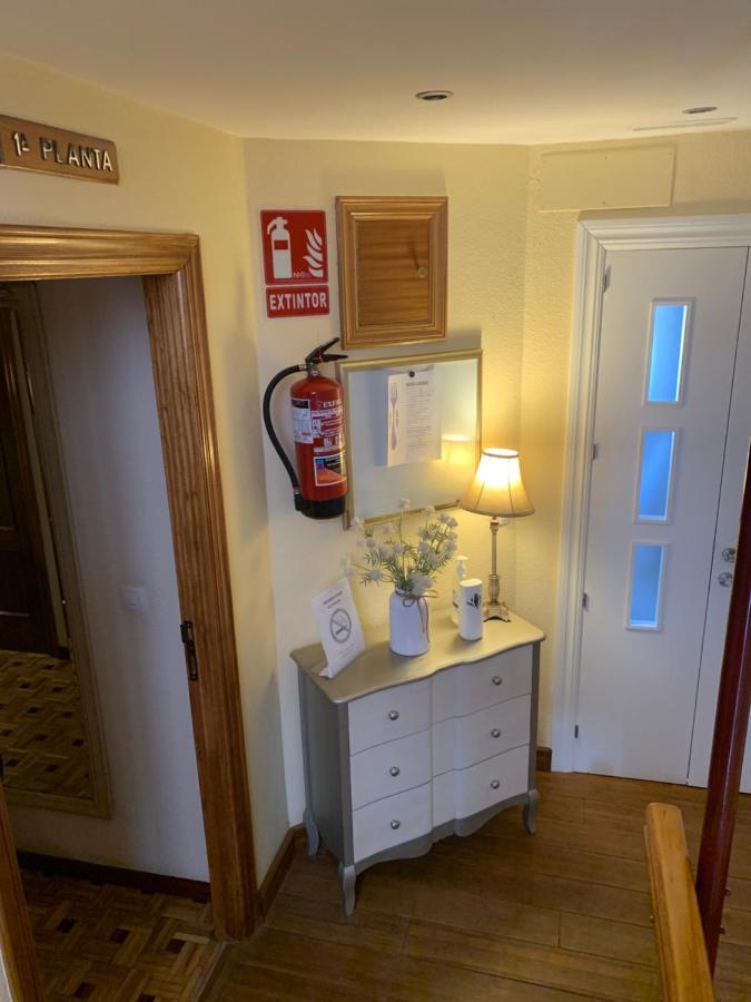 Hostal Docar Lerma Bagian luar foto