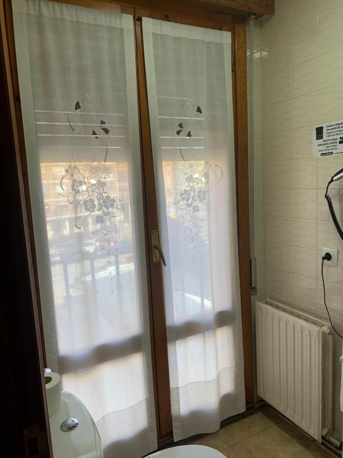 Hostal Docar Lerma Bagian luar foto