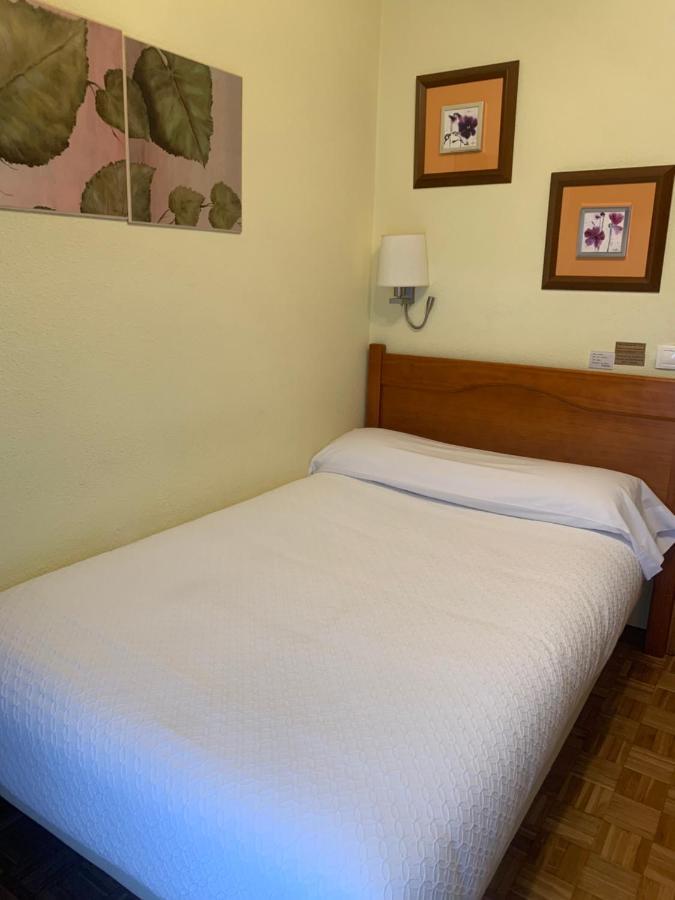 Hostal Docar Lerma Bagian luar foto