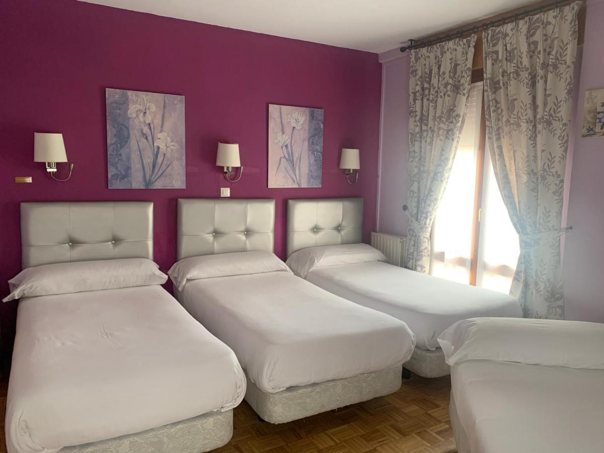 Hostal Docar Lerma Bagian luar foto
