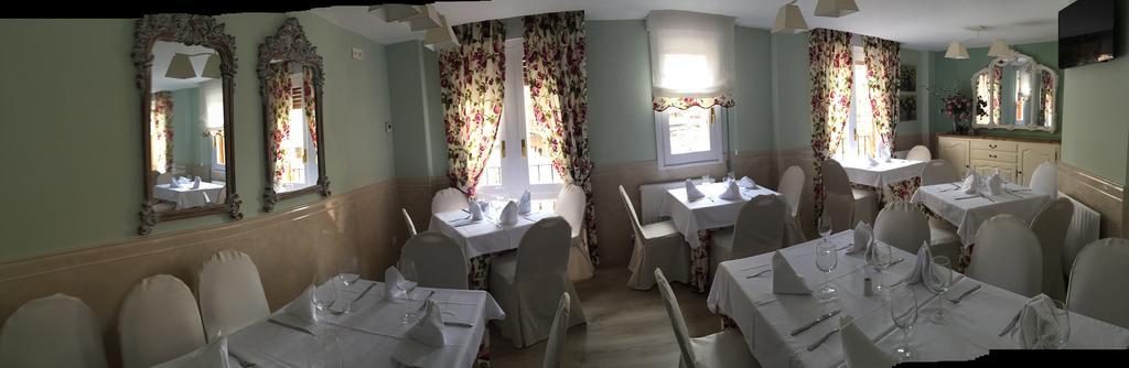 Hostal Docar Lerma Bagian luar foto