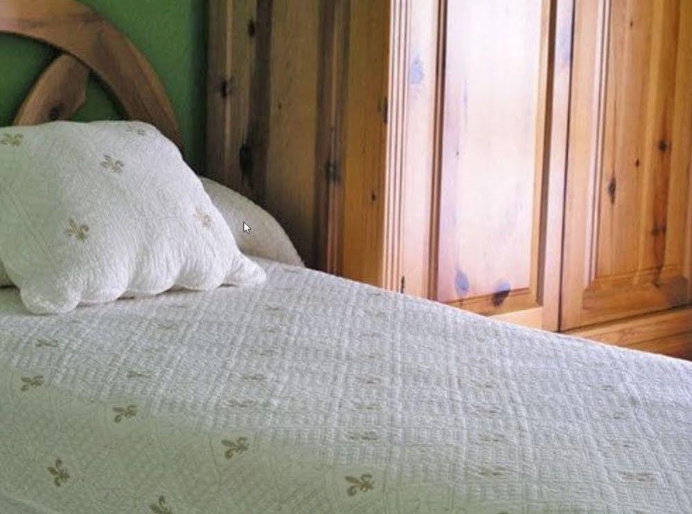 Hostal Docar Lerma Bagian luar foto