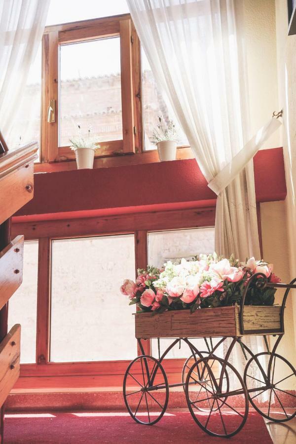 Hostal Docar Lerma Bagian luar foto
